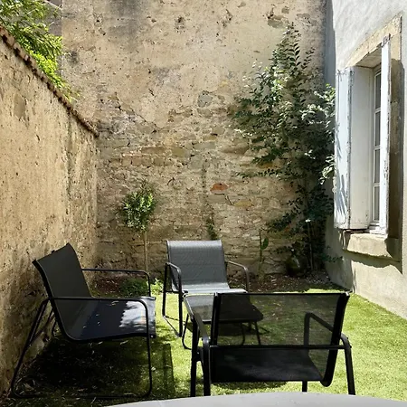 Sejour De Charme Au Coeur De Apartmán Carcassonne